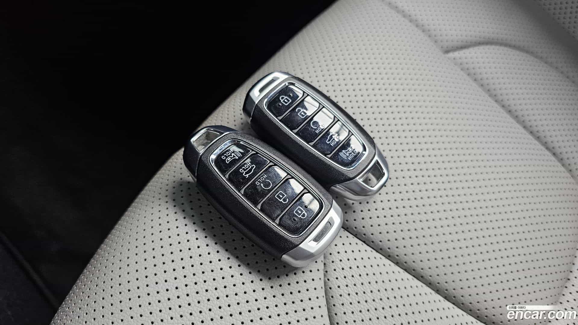 AVANTE Hyundai 2021.11-OPTION-019