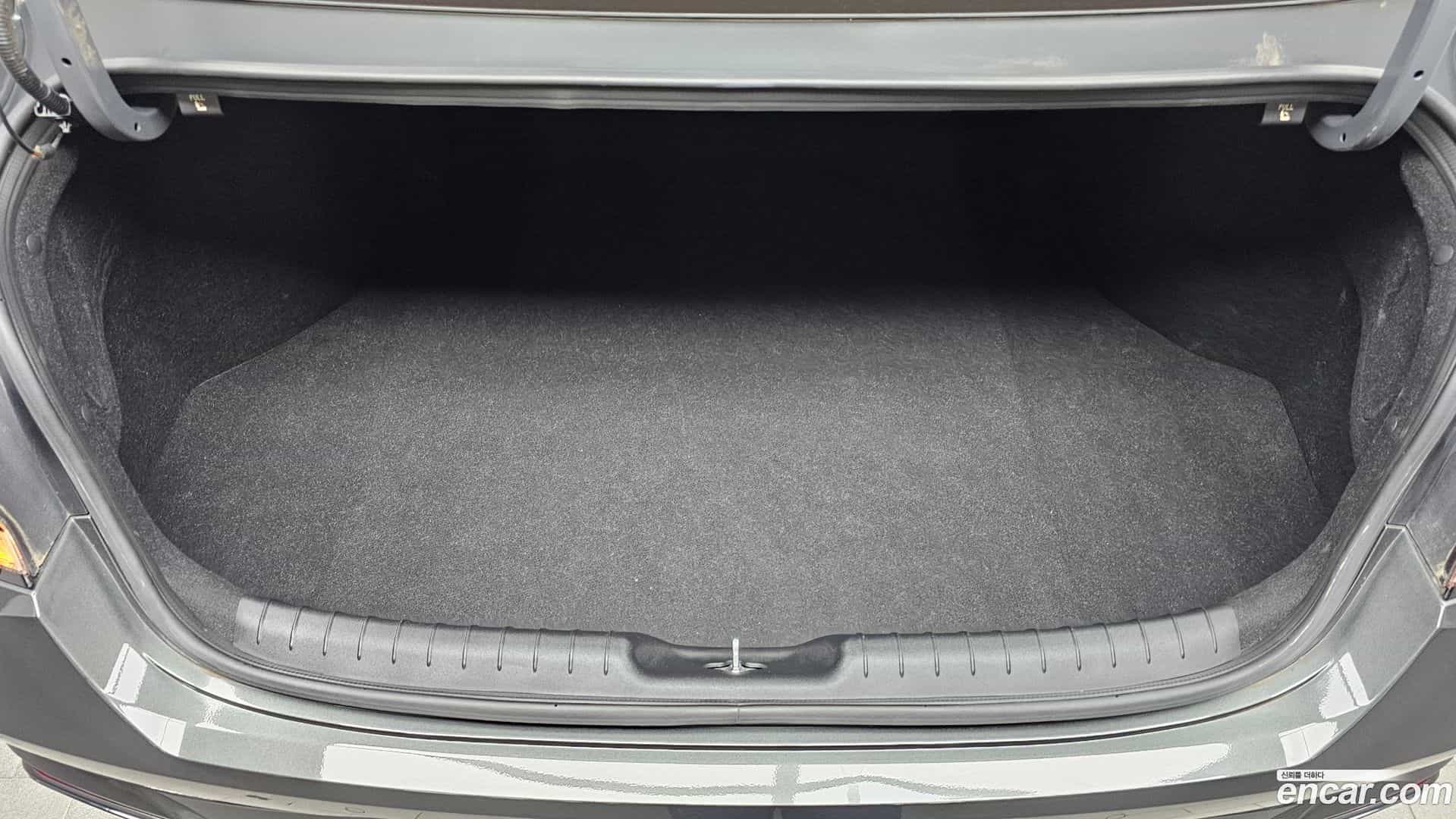 AVANTE Hyundai 2021.11-OPTION-021