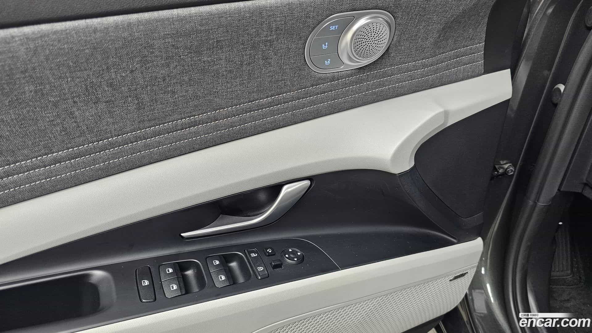 AVANTE Hyundai 2021.11-OPTION-022