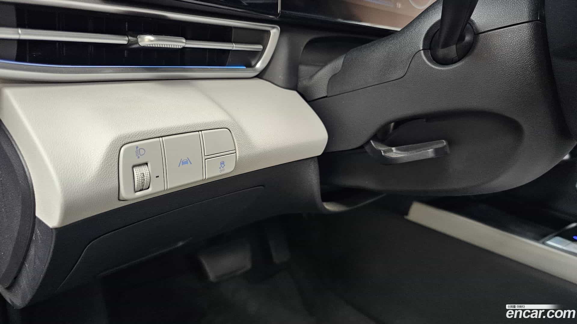 AVANTE Hyundai 2021.11-OPTION-024