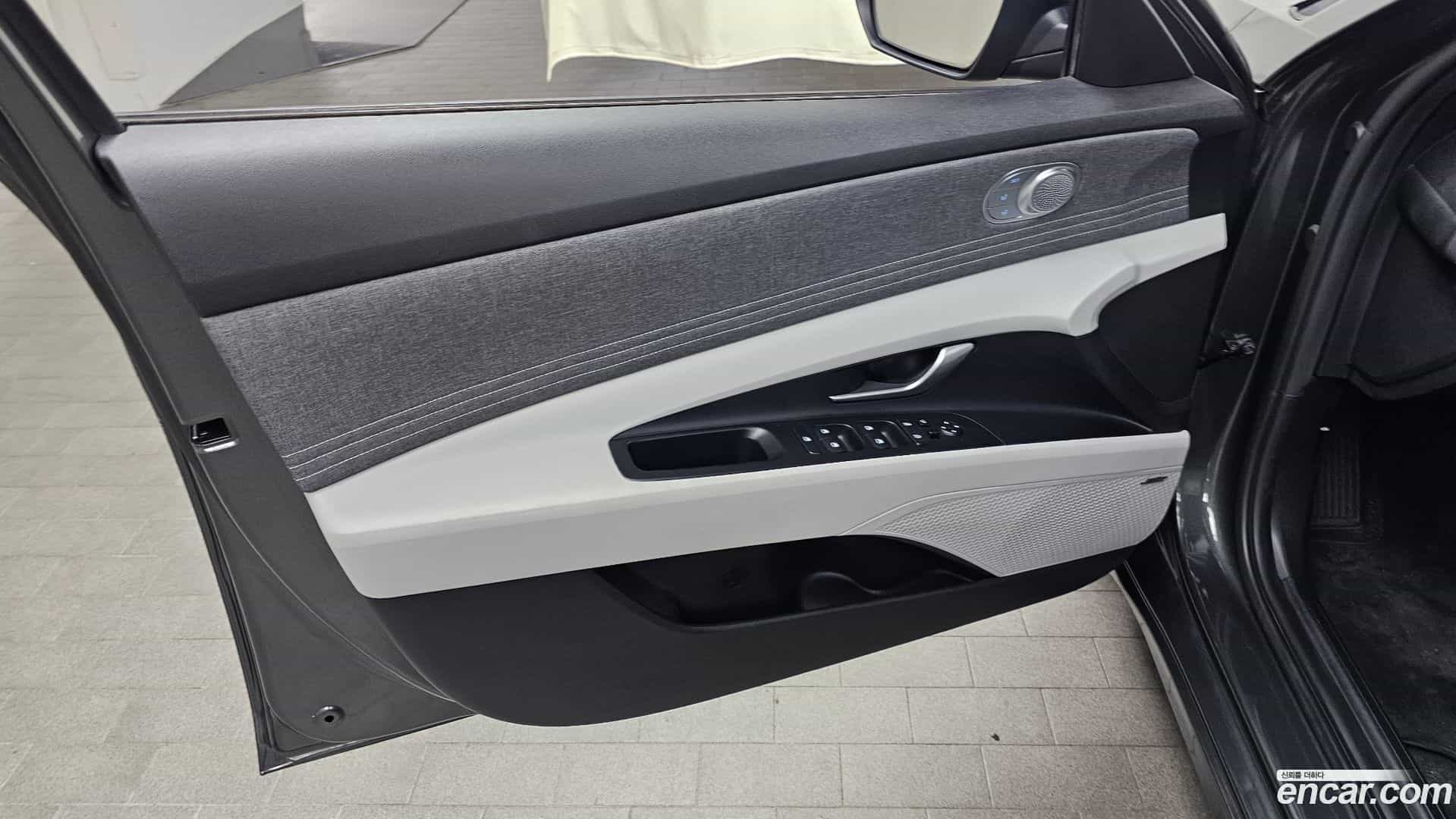 AVANTE Hyundai 2021.11-INNER-034
