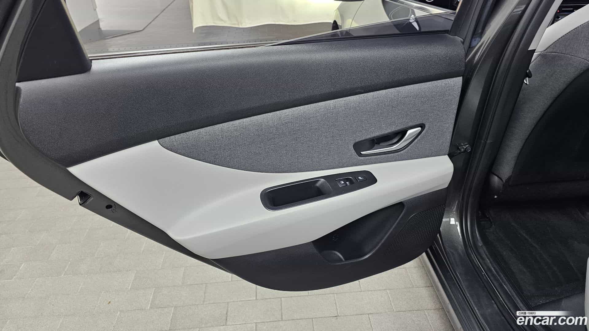 AVANTE Hyundai 2021.11-INNER-035