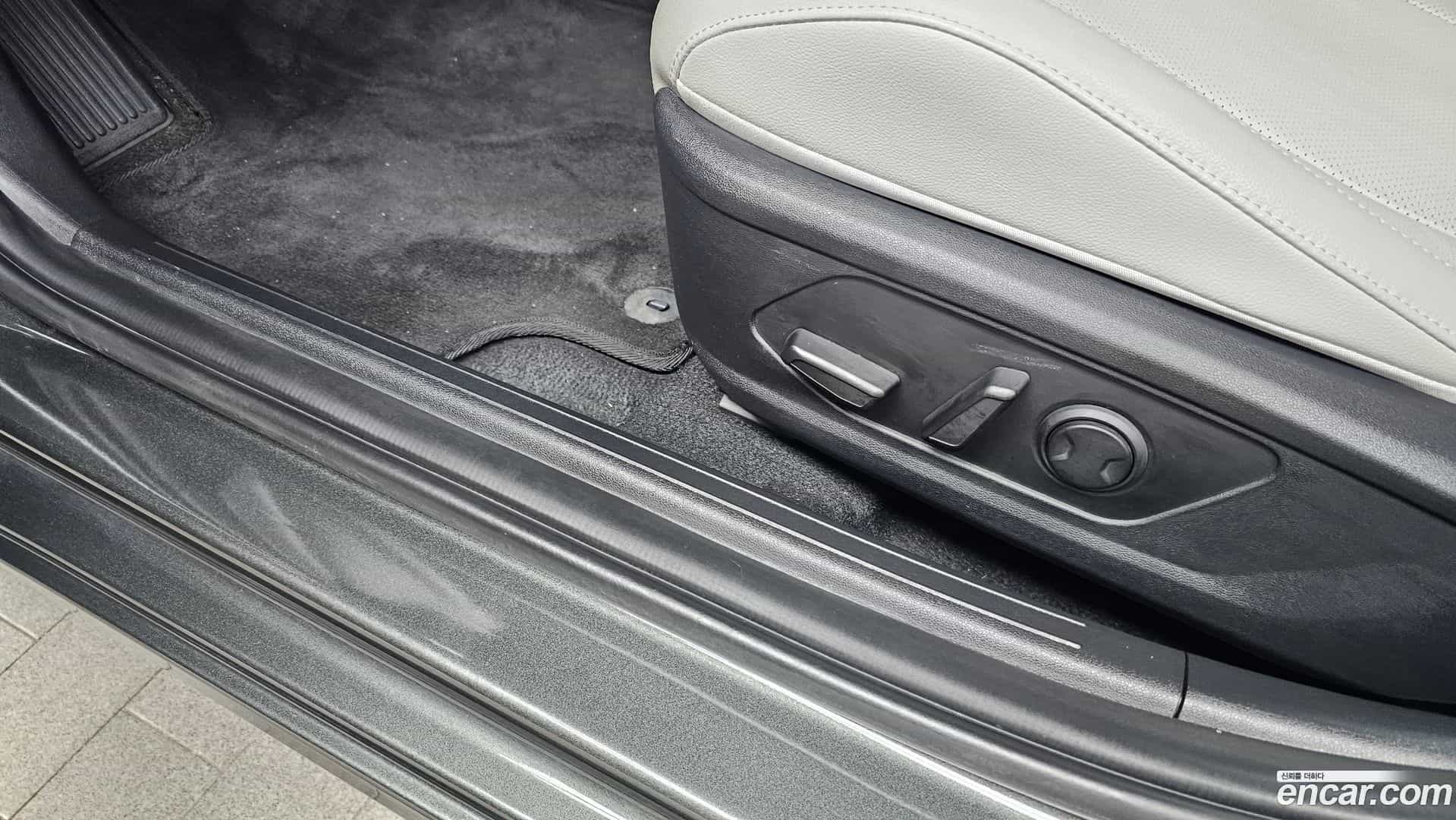 AVANTE Hyundai 2021.11-OPTION-041