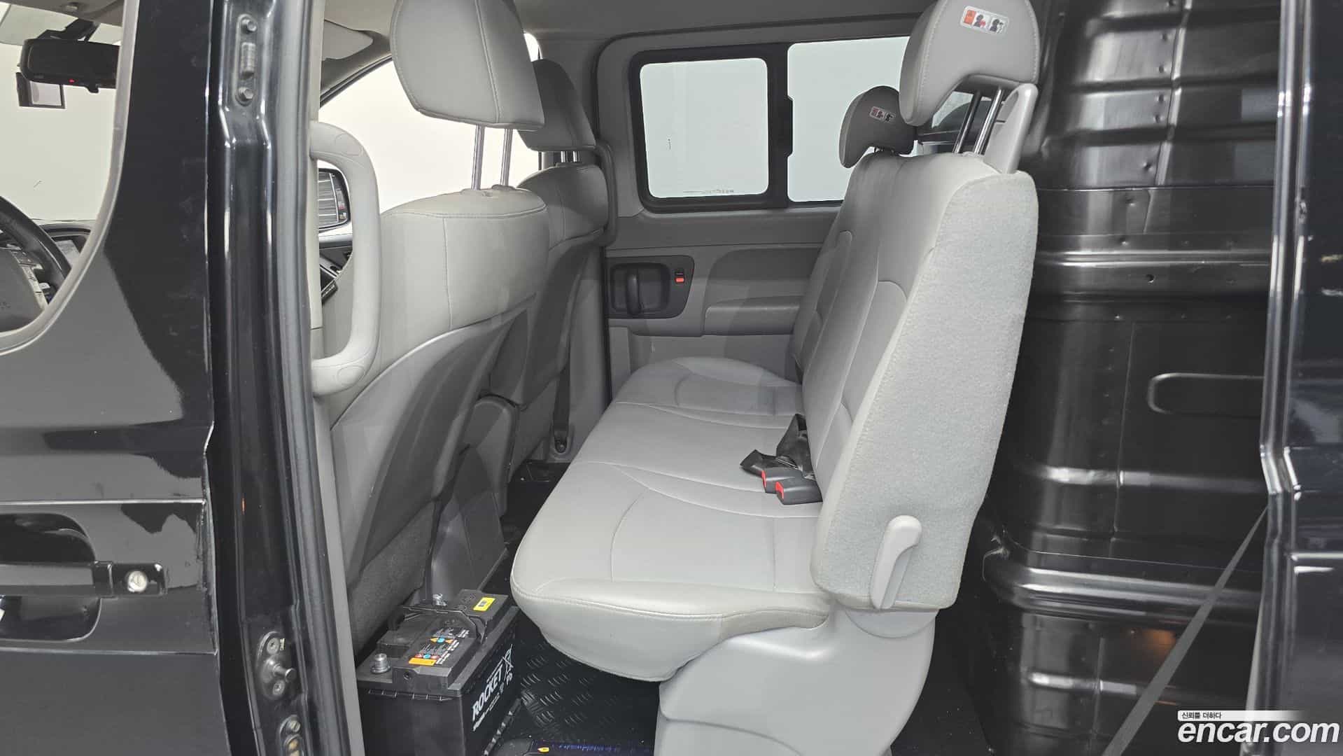 Starex Hyundai 2019.4-OPTION-016