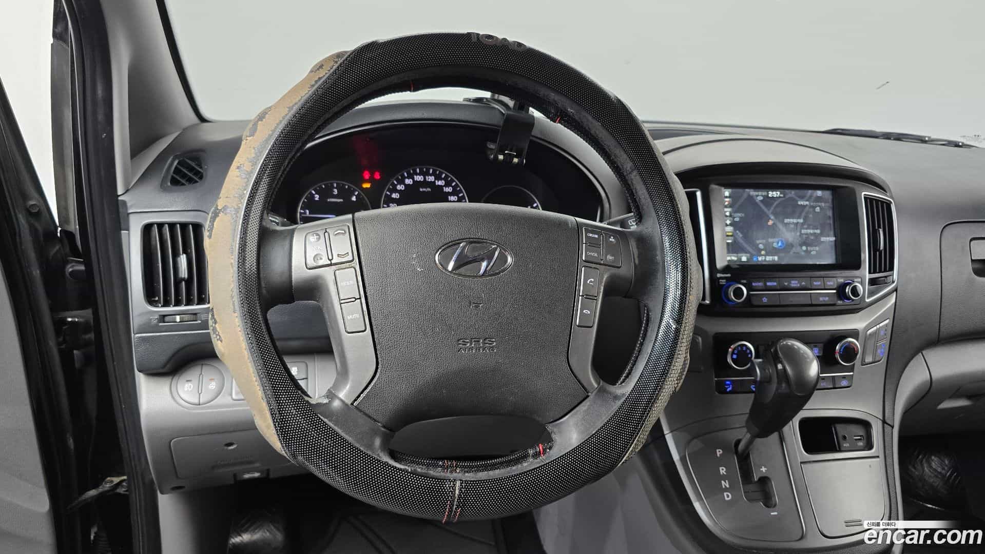 Starex Hyundai 2019.4-OPTION-017