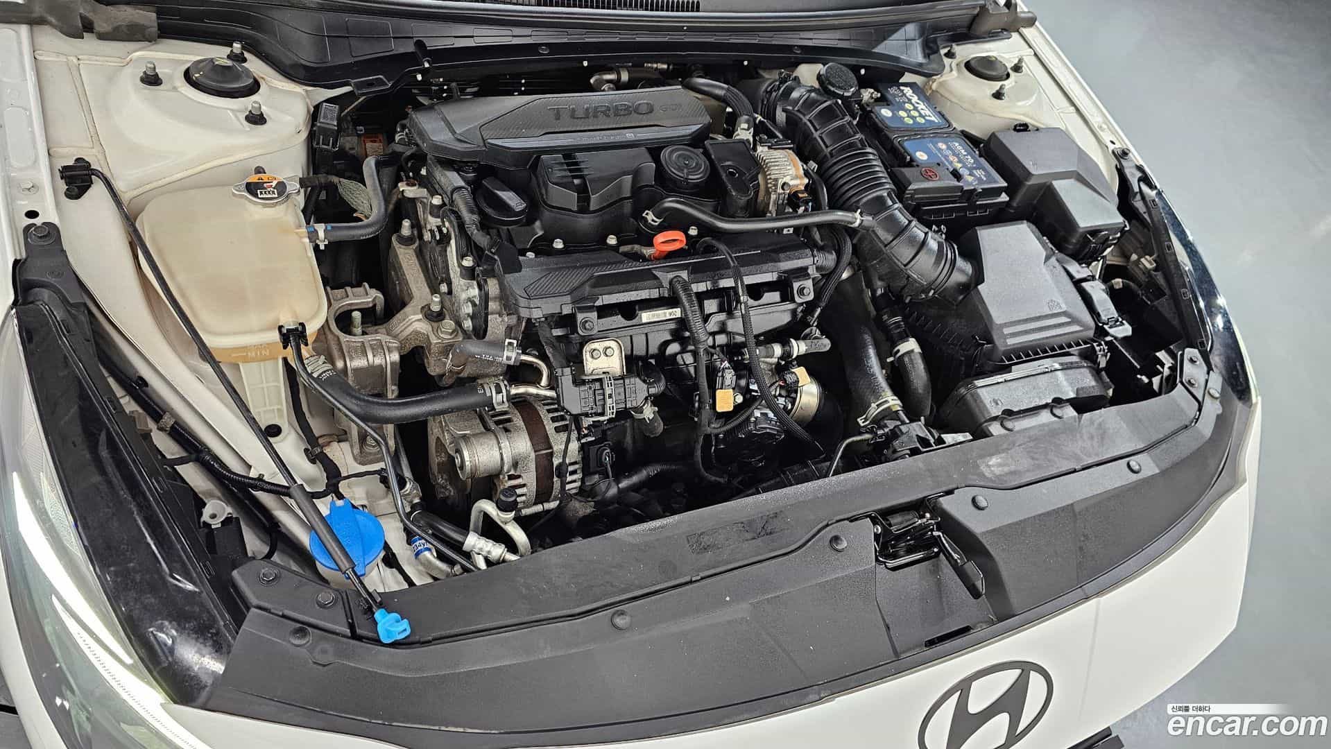 AVANTE Hyundai 2020.10-OUTER-006