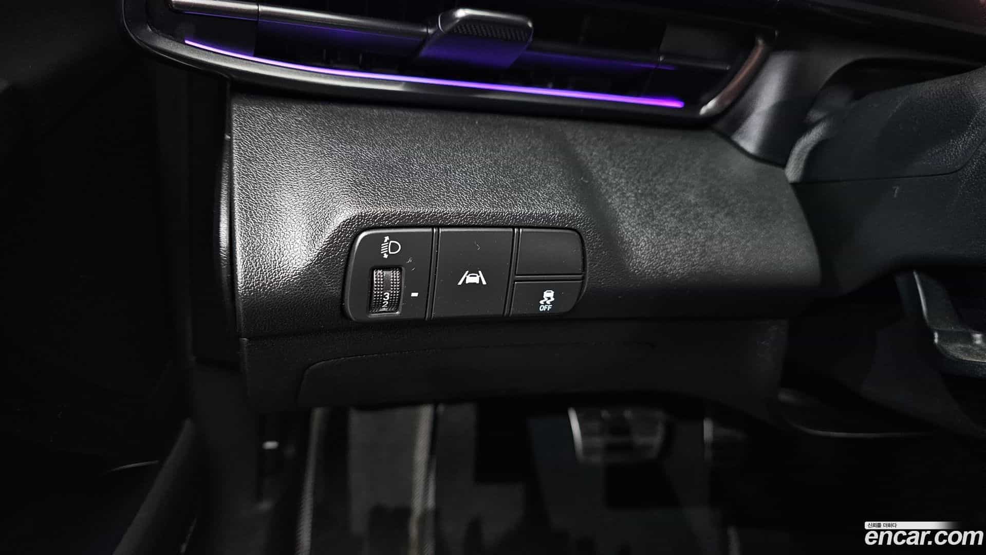 AVANTE Hyundai 2020.10-OPTION-020