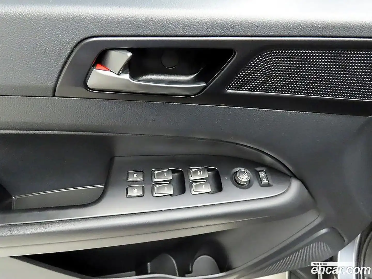 Rexton KG Mobility 2020.4-OPTION-020