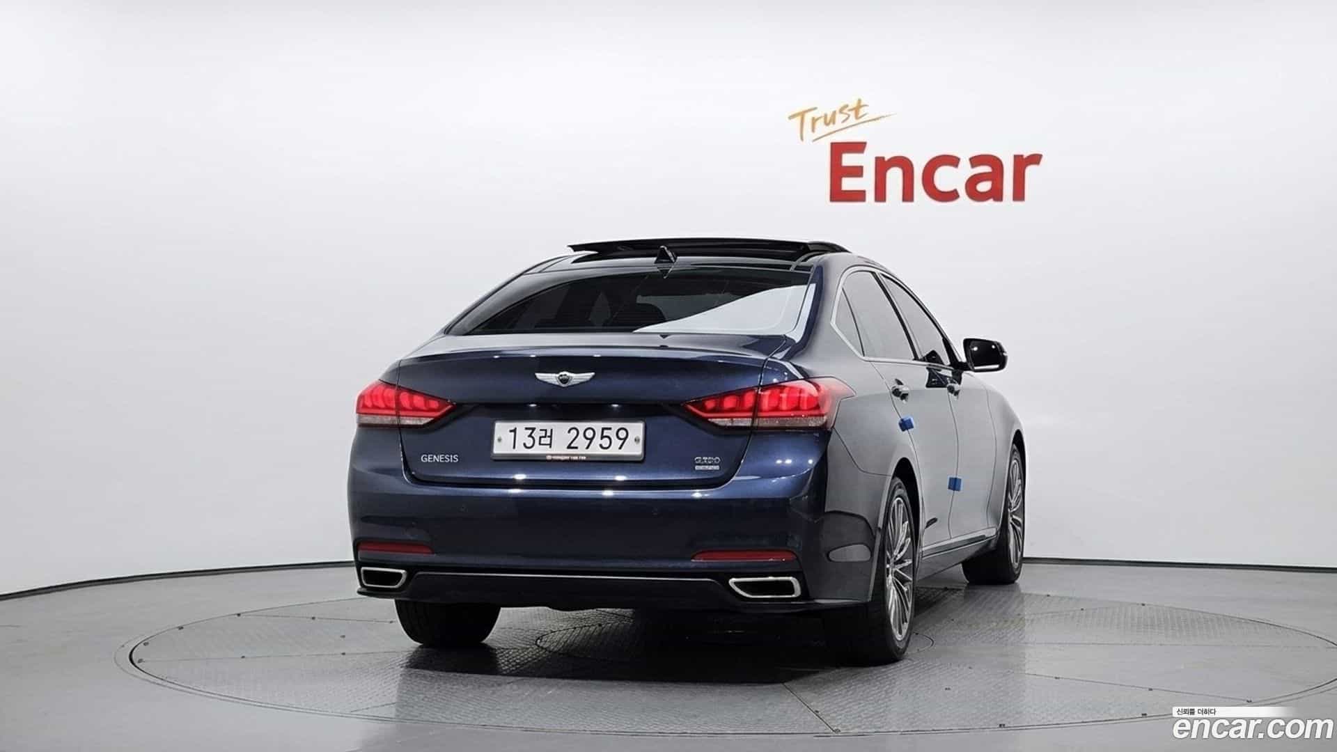 Genesis Hyundai 2015.0-OUTER-004