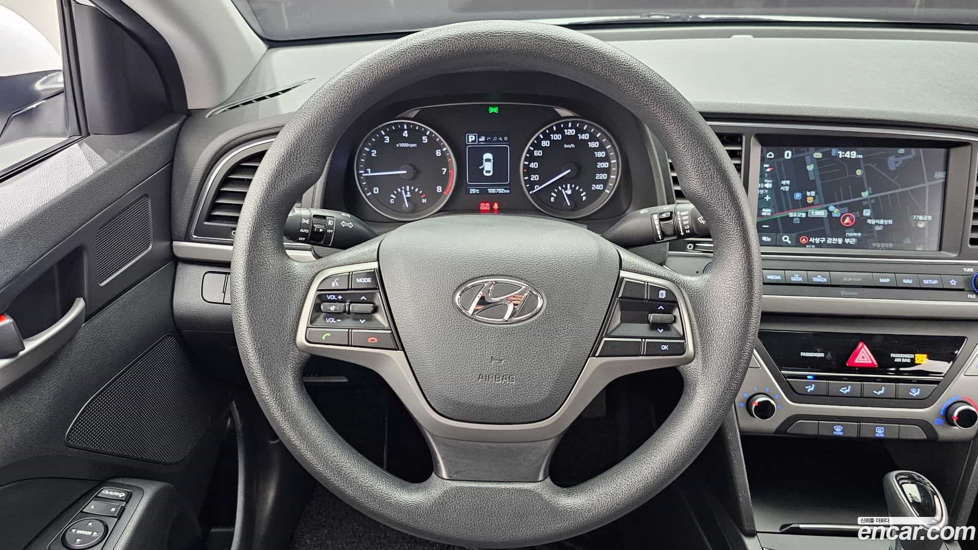 AVANTE Hyundai 2018.1-OPTION-017