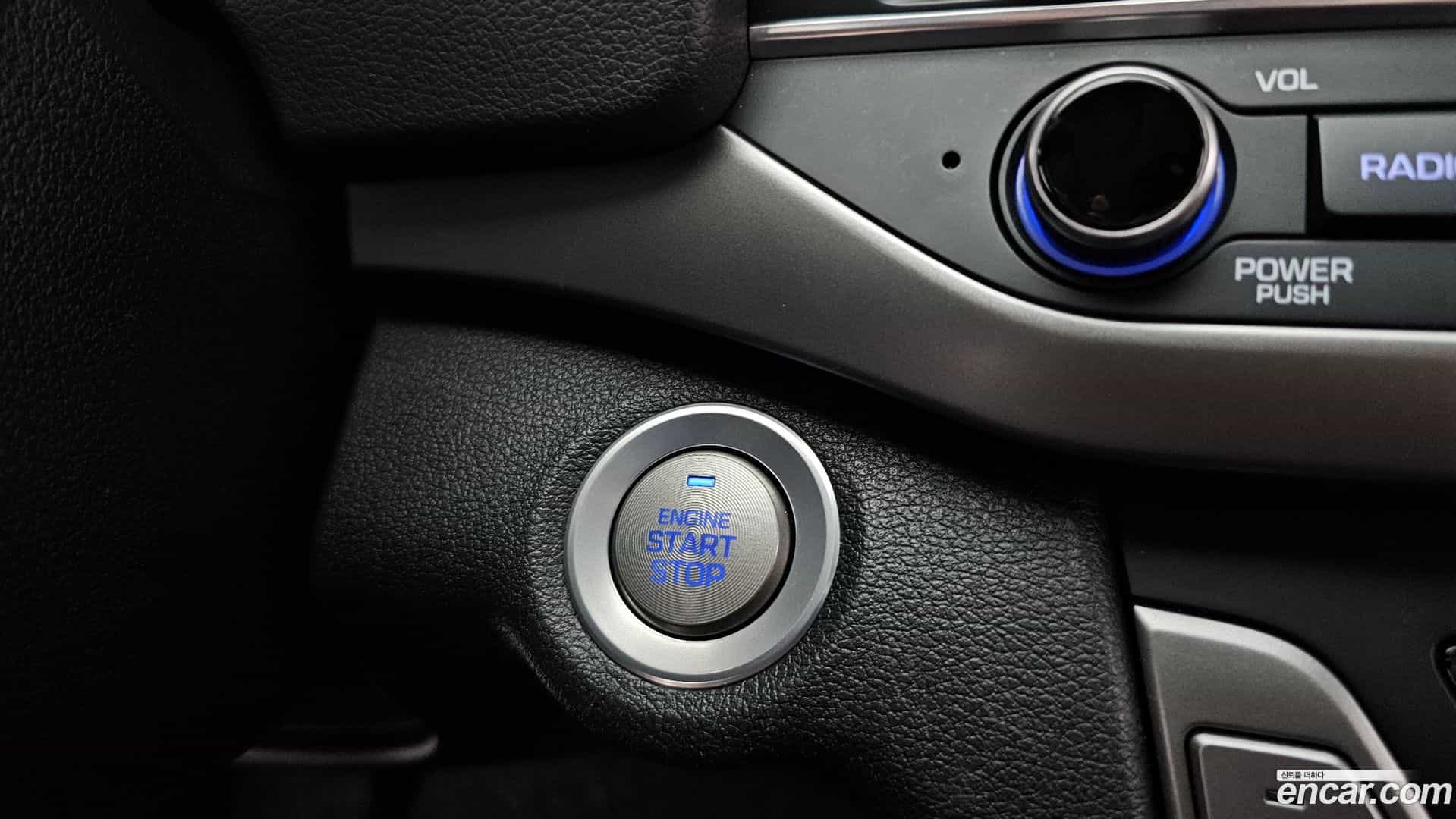 AVANTE Hyundai 2018.1-OPTION-043