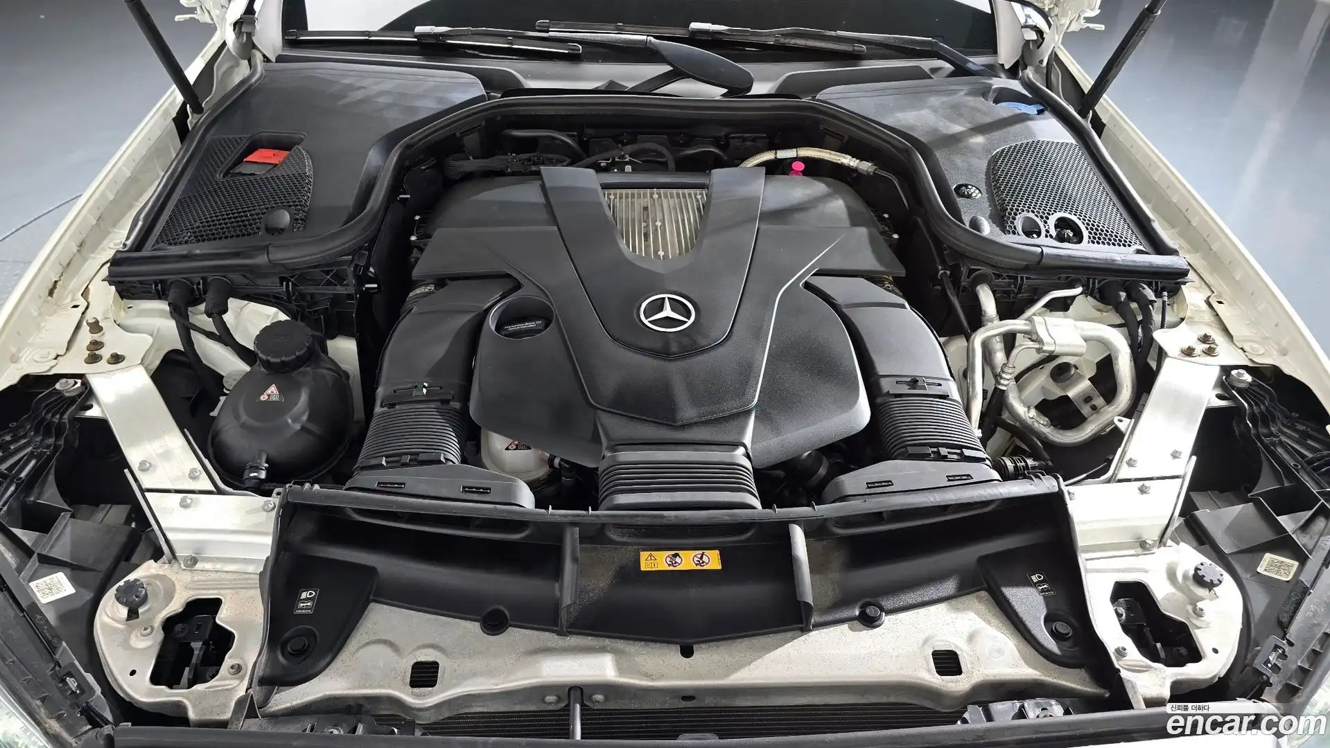E-Class Mercedes-Benz 2018.5-OUTER-006