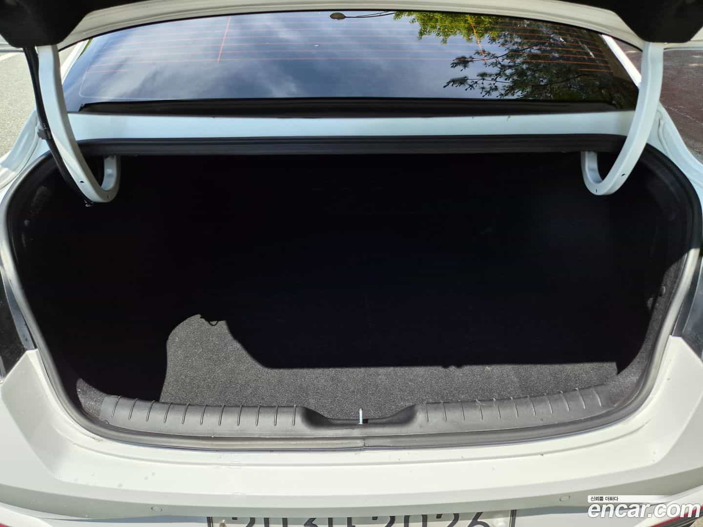 AVANTE Hyundai 2023.1-OUTER-005
