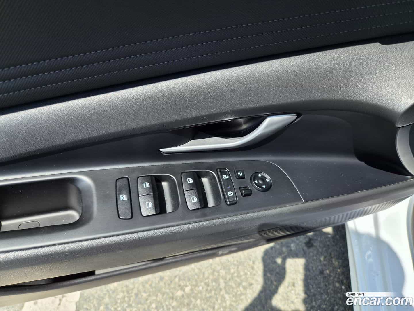 AVANTE Hyundai 2023.1-INNER-010