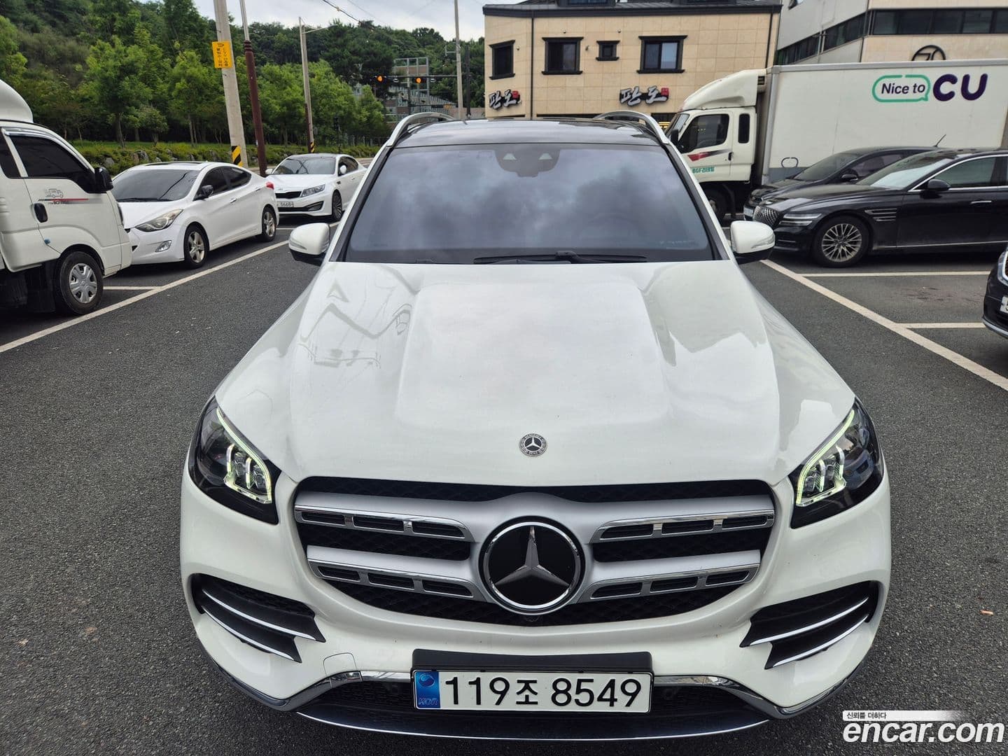 Main__Slider__Photo:GLS-Class Mercedes-Benz 2021.1-0
