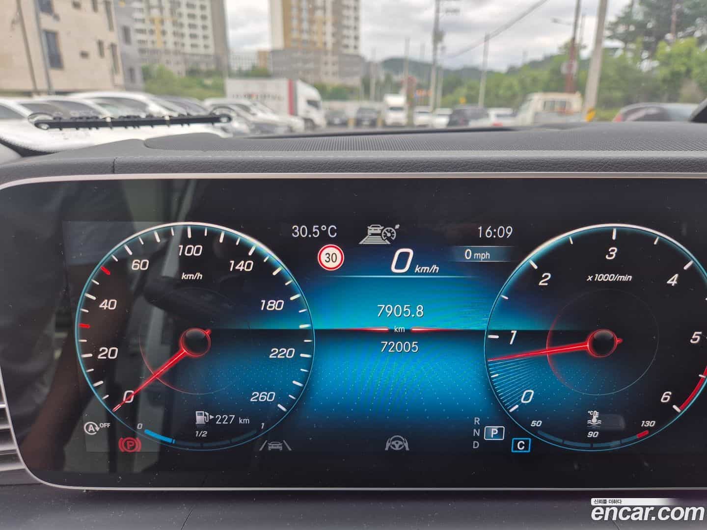 GLS-Class Mercedes-Benz 2021.1-OPTION-022
