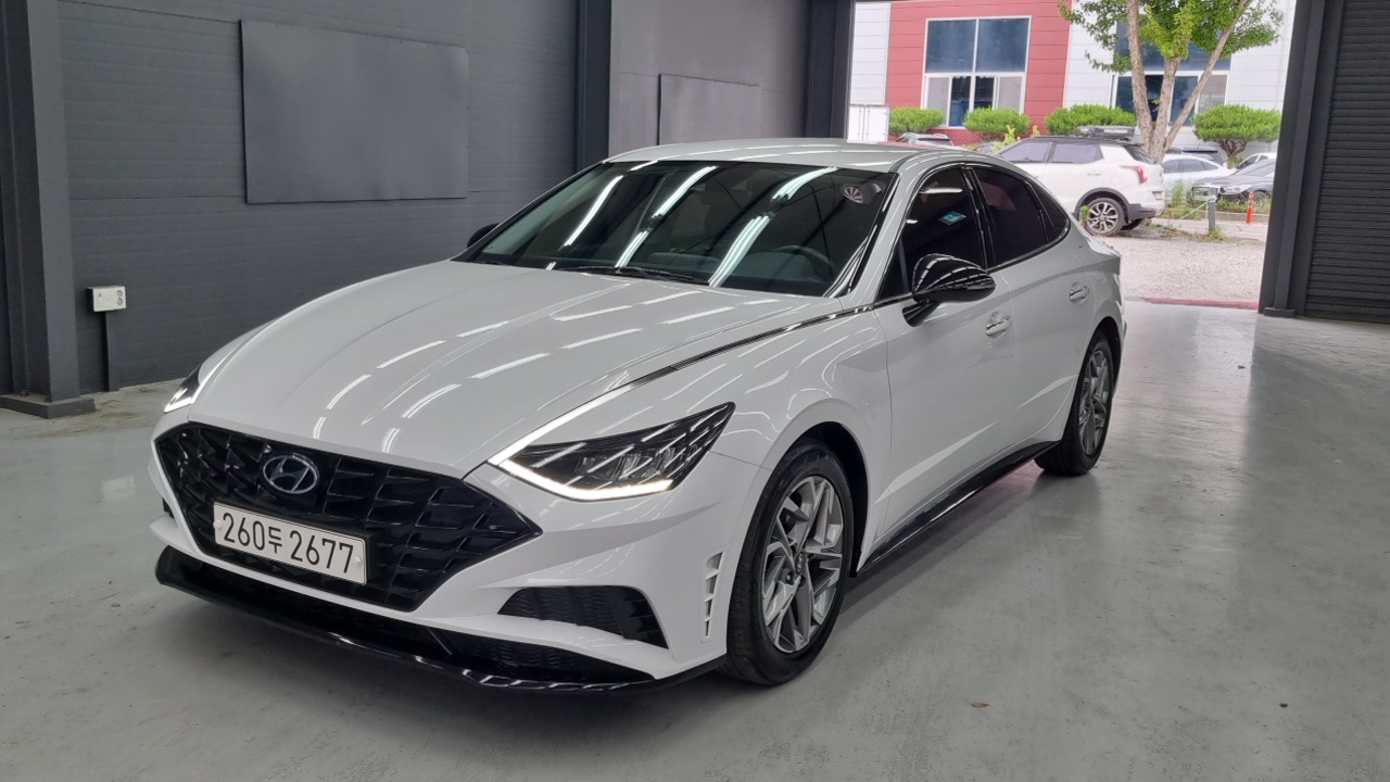 Main__Slider__Photo:Sonata Hyundai 2022.4-0