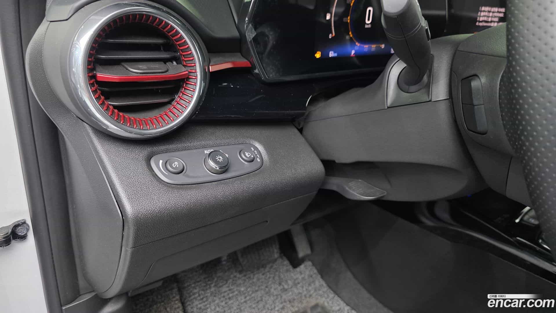 Trax Chevrolet 2023.3-OPTION-016