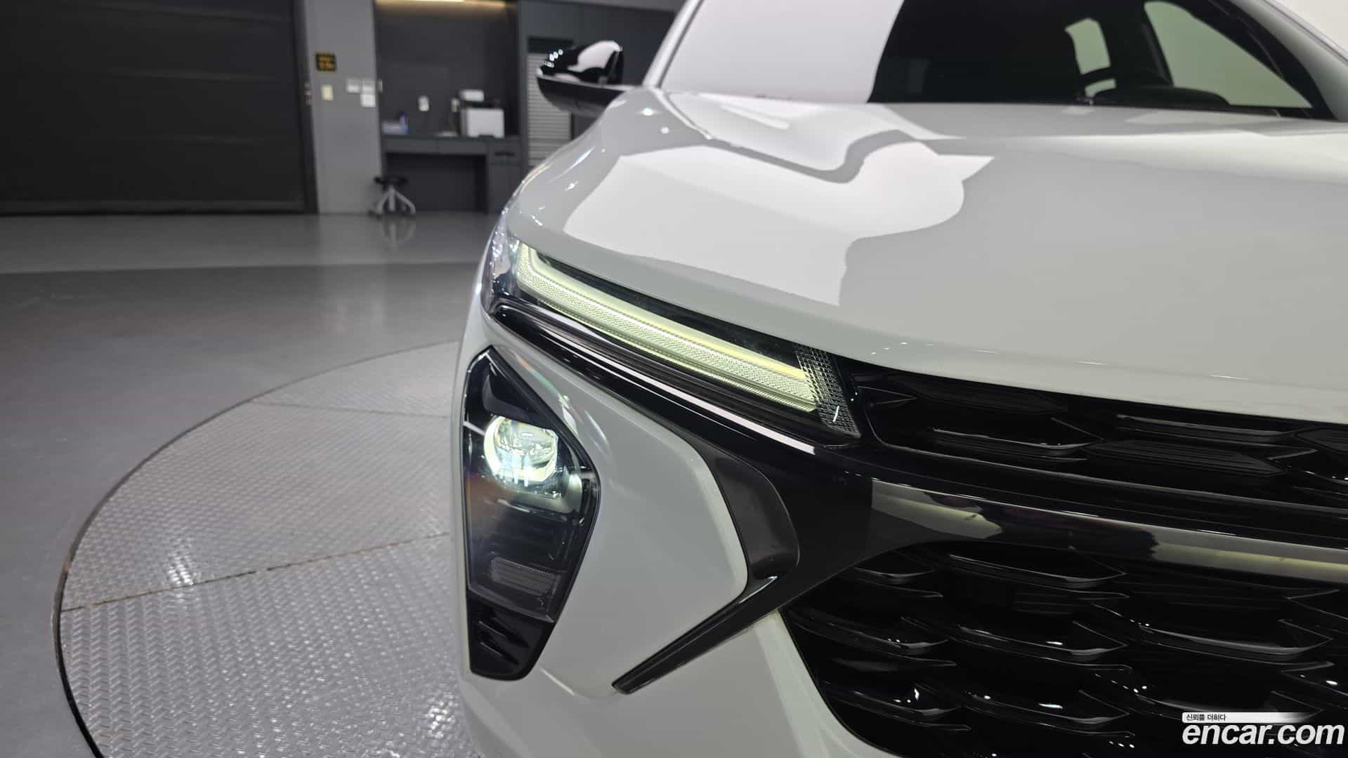 Trax Chevrolet 2023.3-OUTER-032