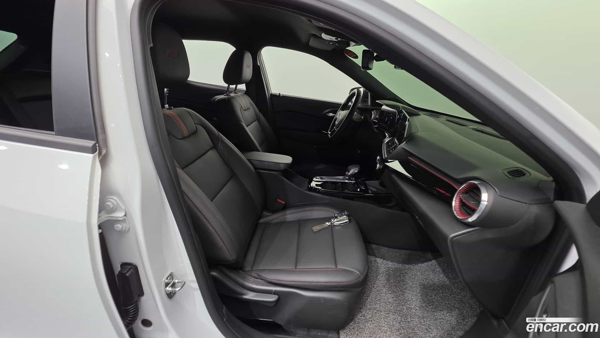 Trax Chevrolet 2023.3-INNER-036