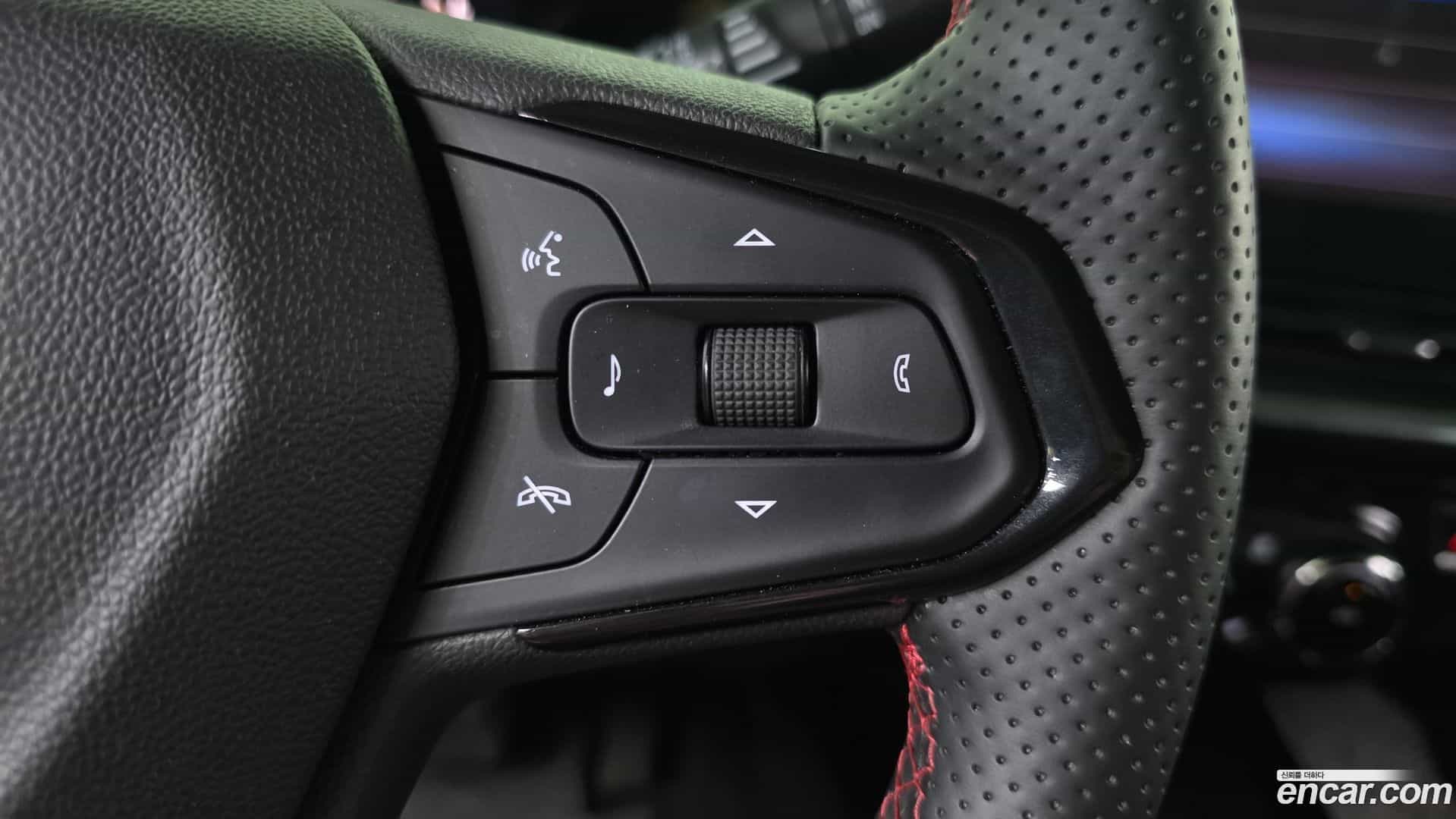 Trax Chevrolet 2023.3-OPTION-043