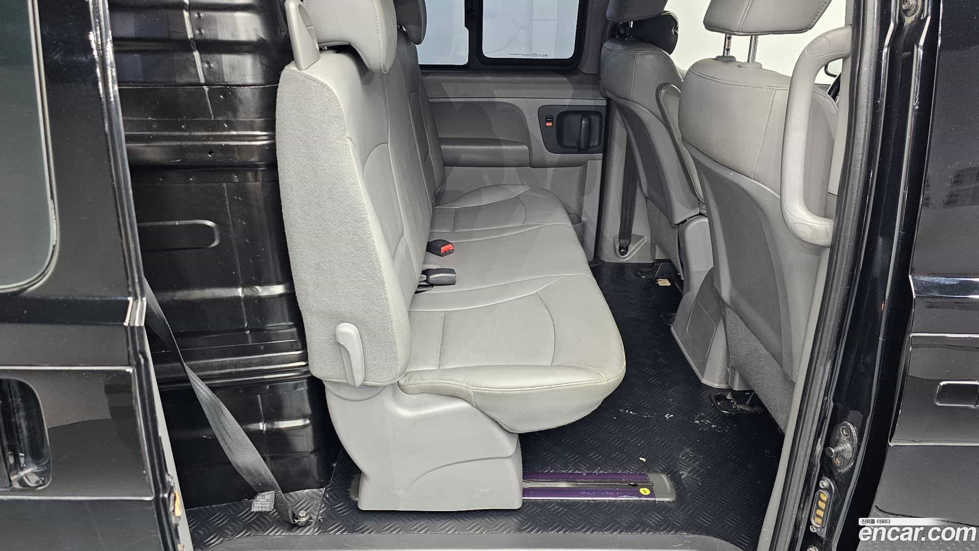 Starex Hyundai 2018.2-OPTION-015