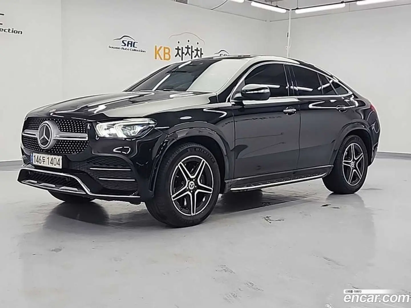 Main__Slider__Photo:GLE-Class Mercedes-Benz 2021.1-0