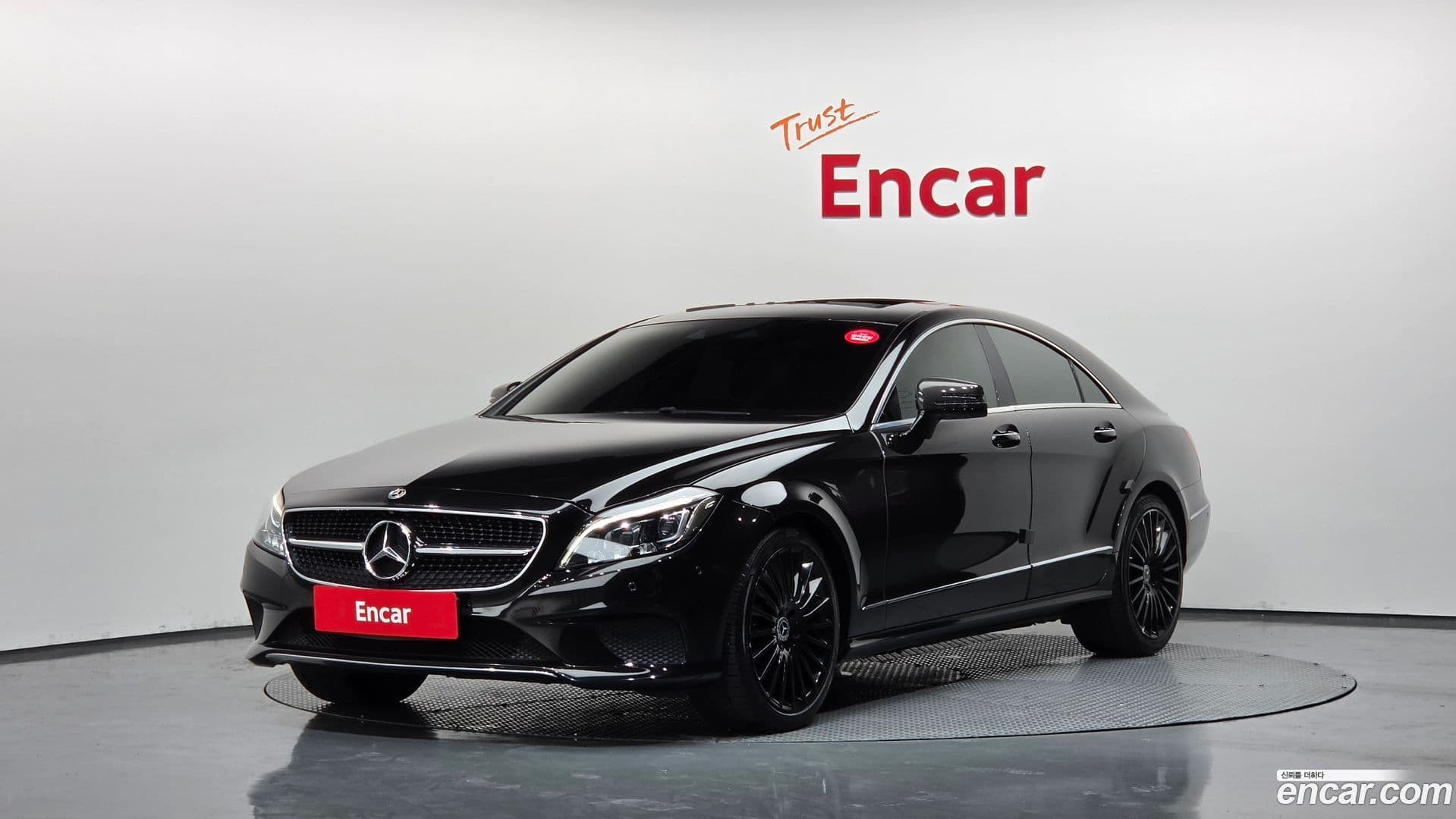 Main__Slider__Photo:CLS-Class Mercedes-Benz 2015.9-0