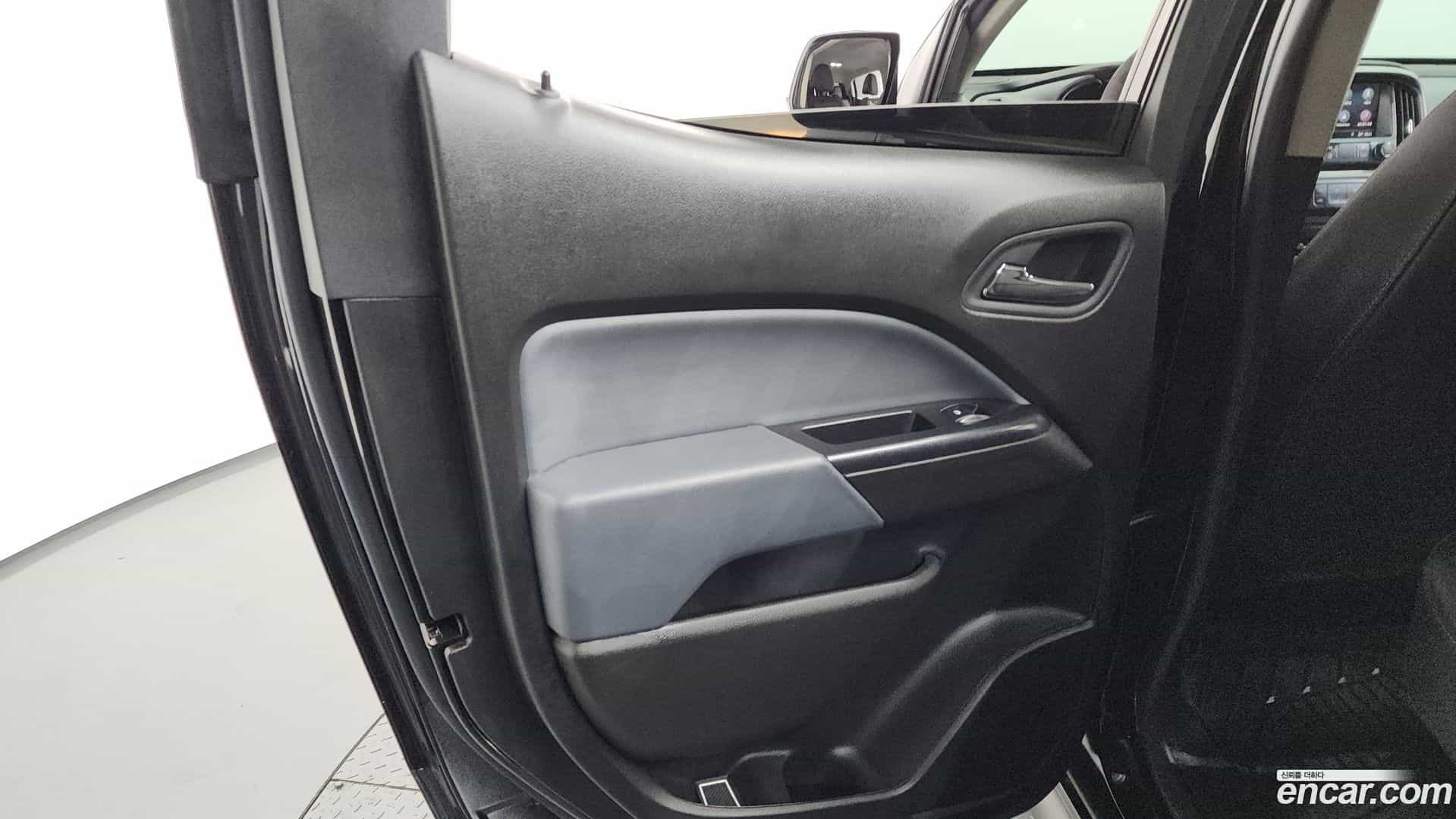 Colorado Chevrolet 2021.8-INNER-035