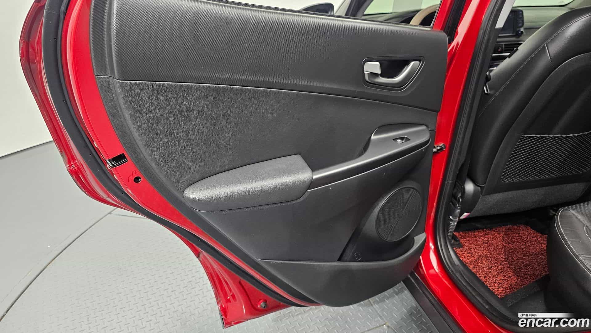Kona Hyundai 2019.2-INNER-035