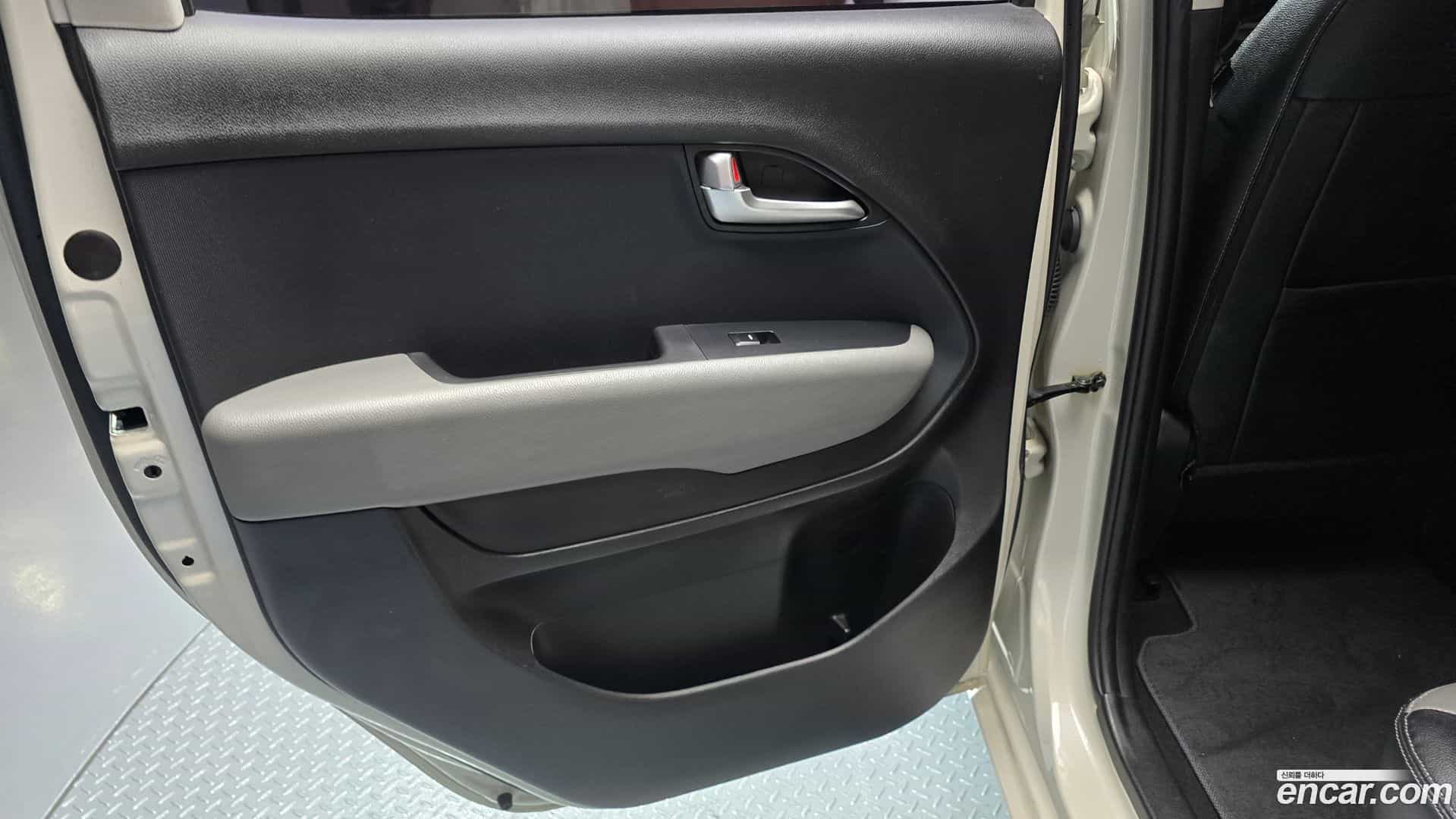 RAY Kia 2019.6-INNER-035