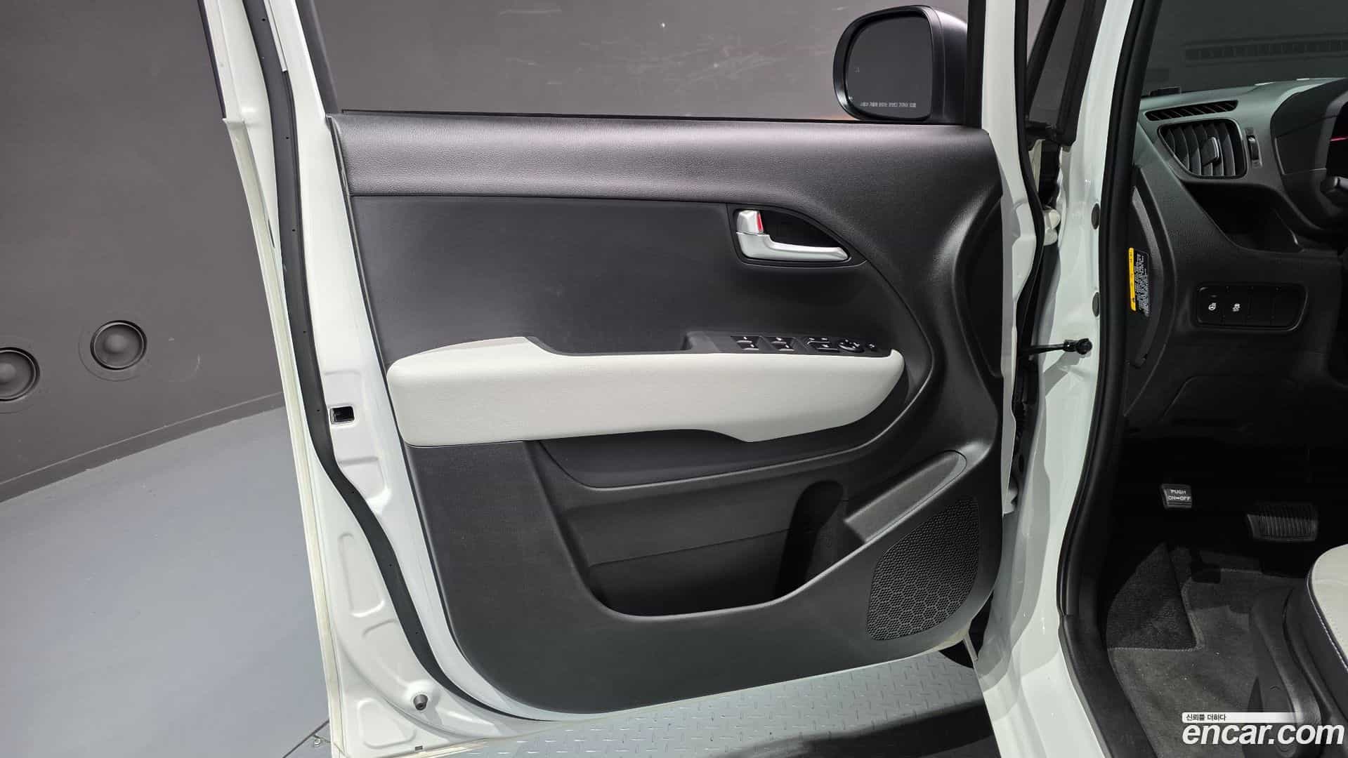 RAY Kia 2024.5-INNER-034