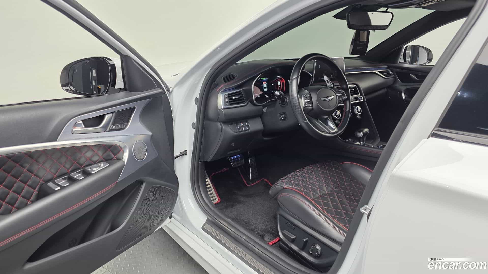 G70 Genesis 2020.4-INNER-010