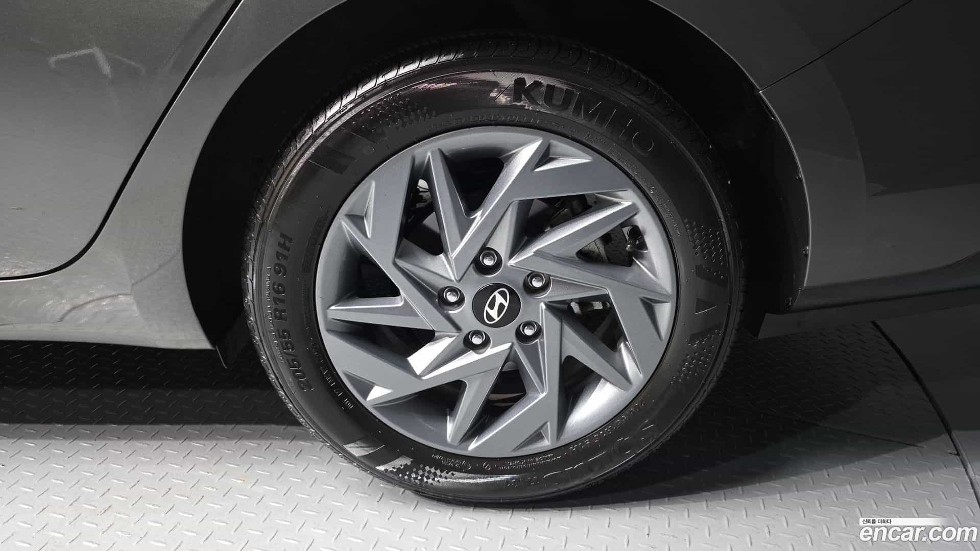 AVANTE Hyundai 2024.4-OUTER-005