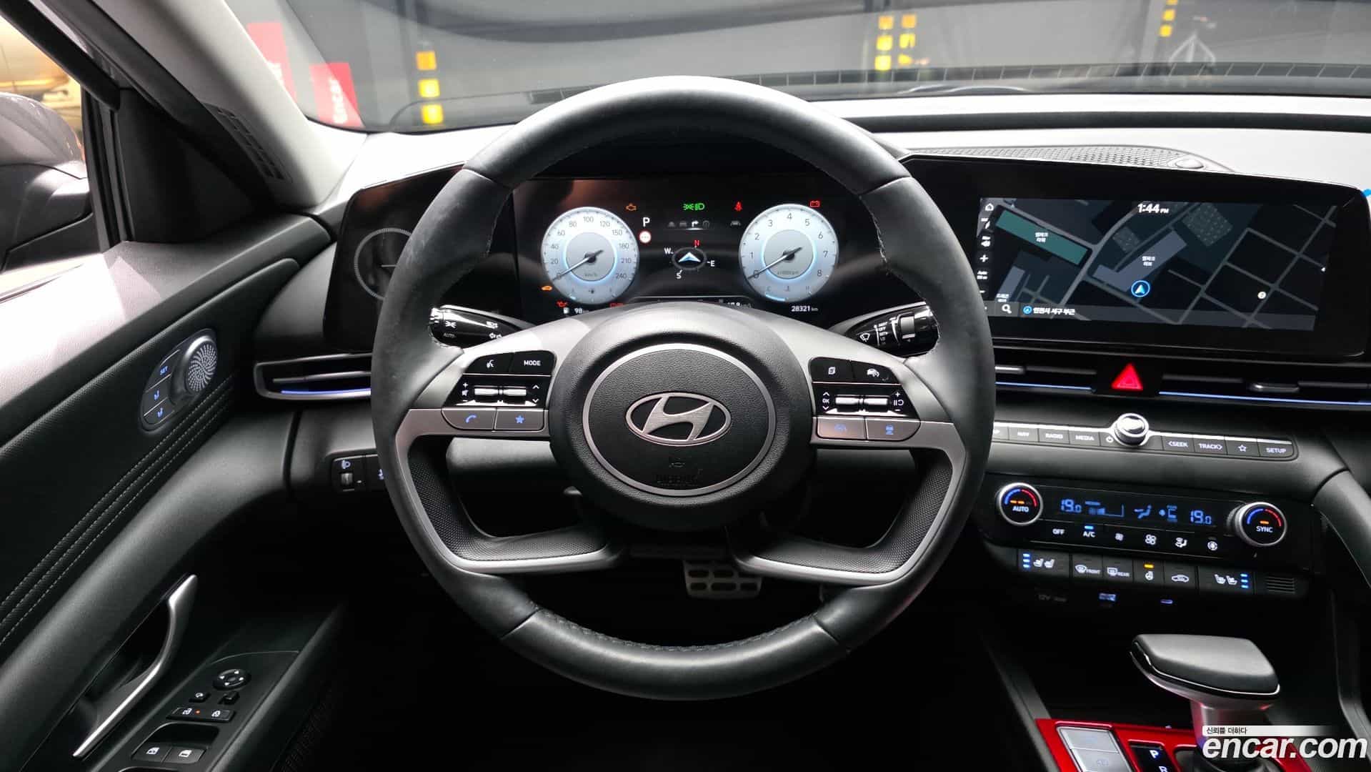 AVANTE Hyundai 2024.4-OPTION-017
