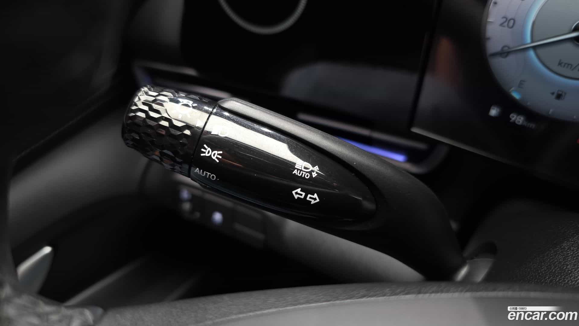 AVANTE Hyundai 2024.4-OPTION-041