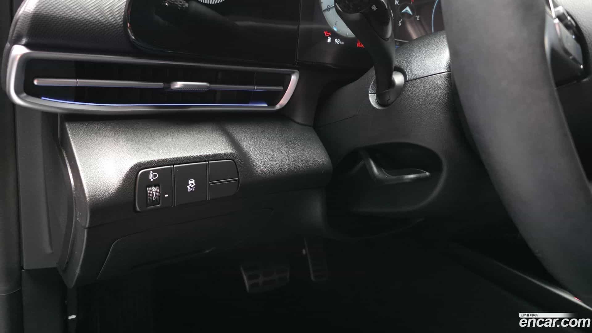 AVANTE Hyundai 2024.4-OPTION-043
