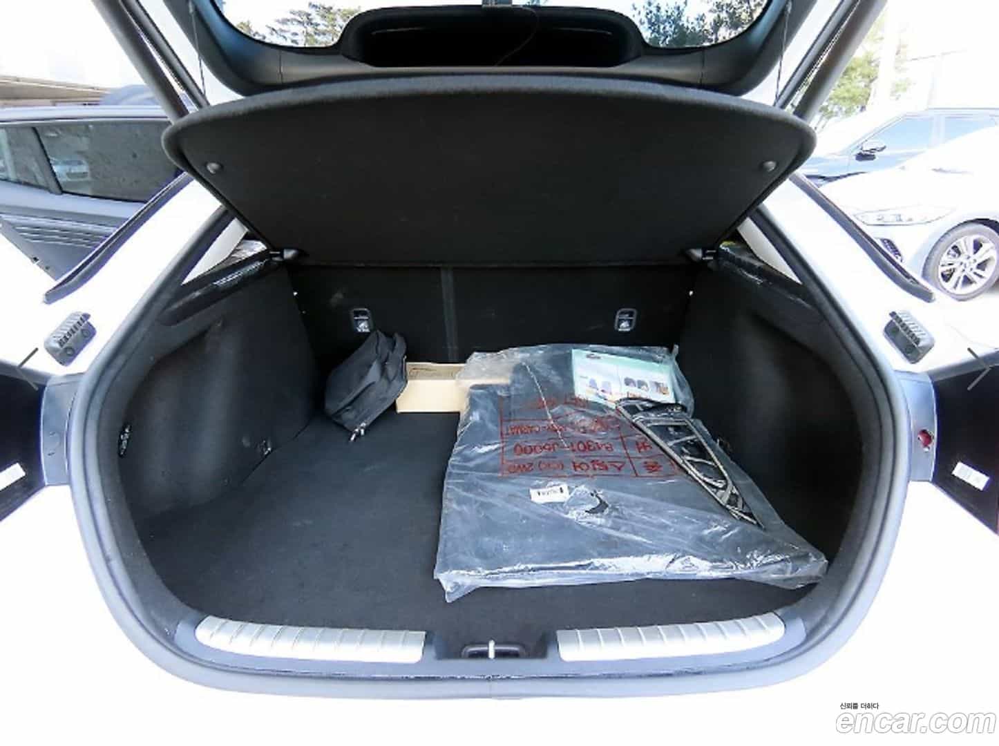 Stinger Kia 2020.10-OPTION-021