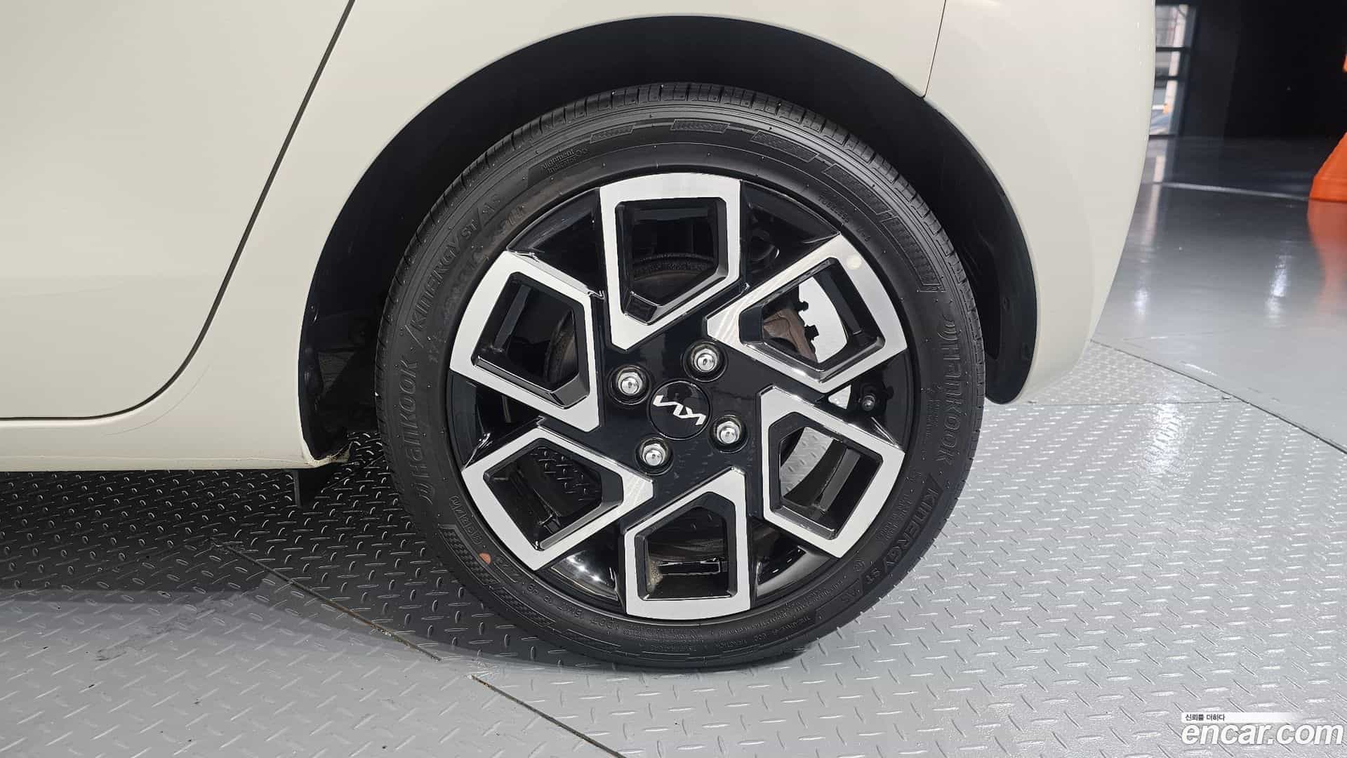 RAY Kia 2023.0-OUTER-031