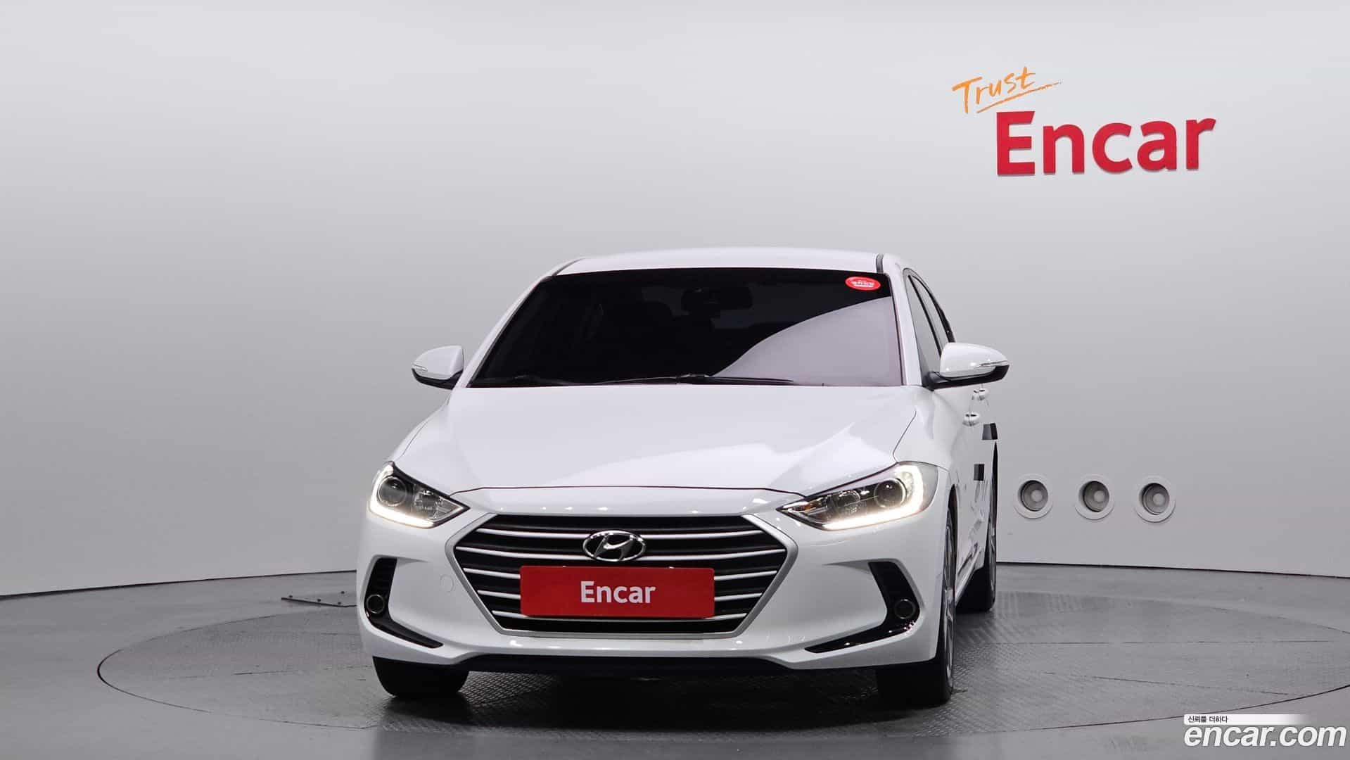 AVANTE Hyundai 2017.8-OUTER-003