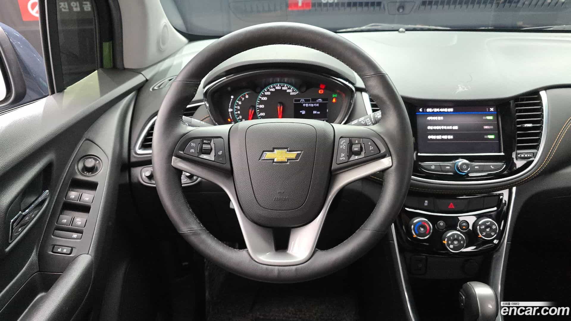 Trax Chevrolet 2020.10-OPTION-017