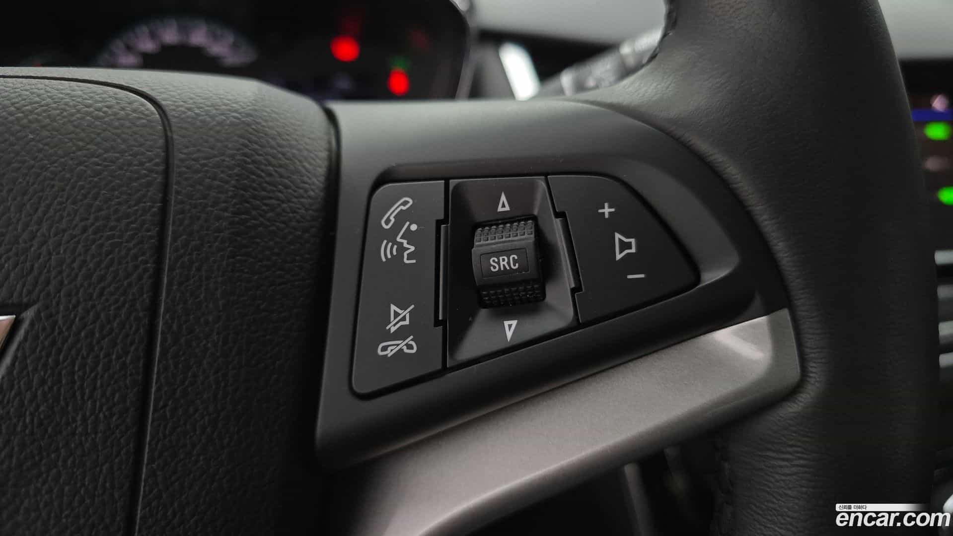 Trax Chevrolet 2020.10-OPTION-041