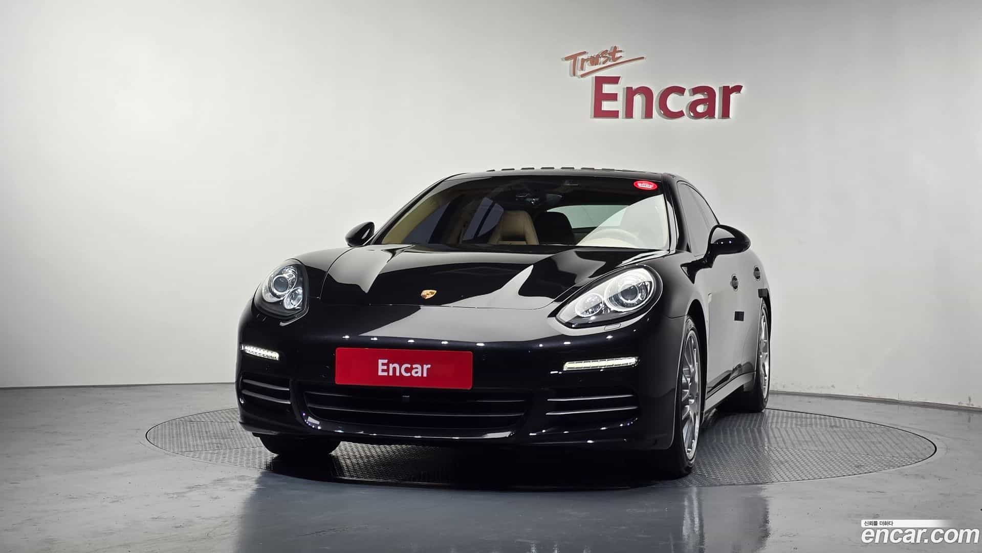 Panamera Porsche 2014.2-OUTER-003