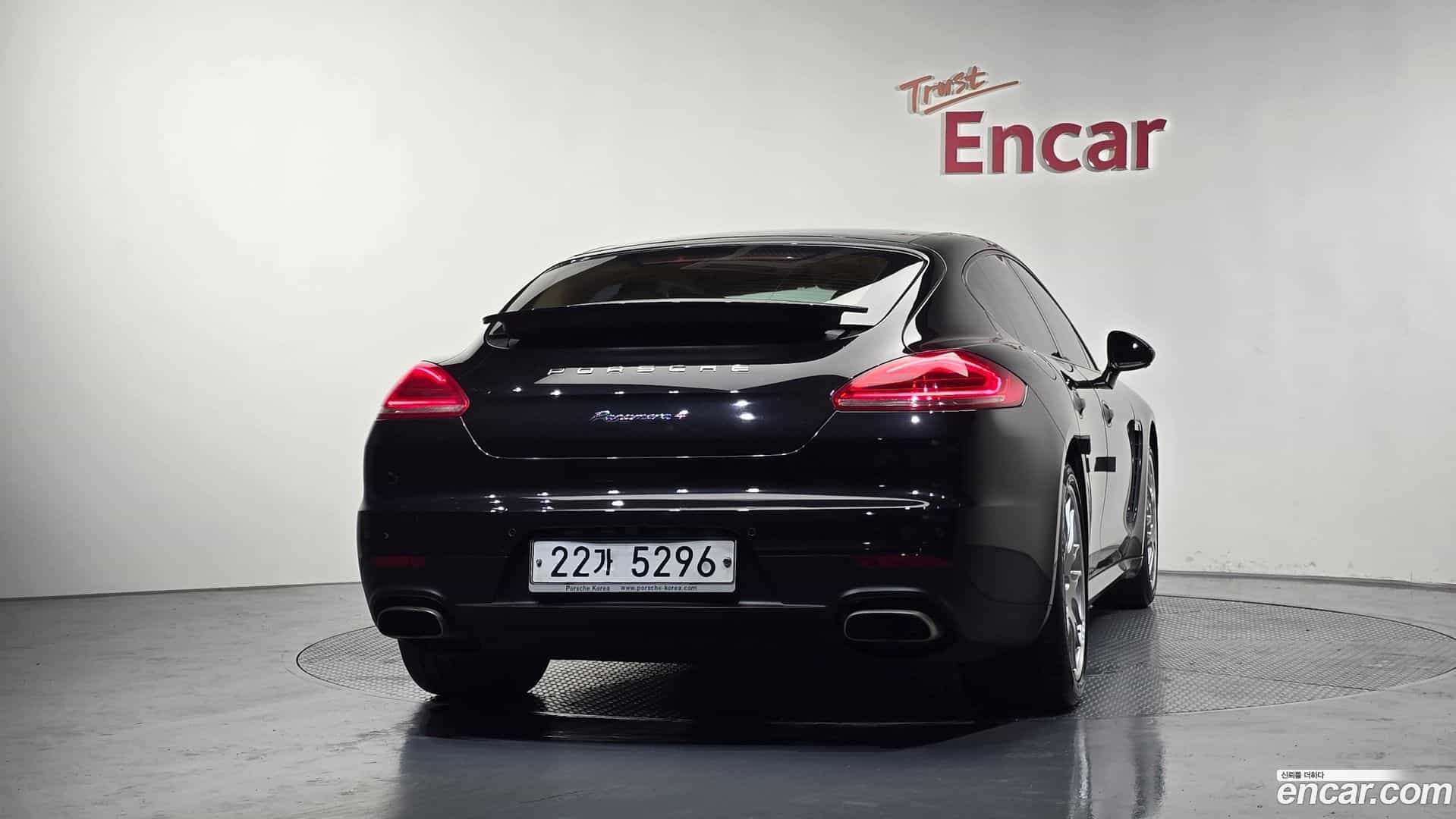 Panamera Porsche 2014.2-OUTER-004