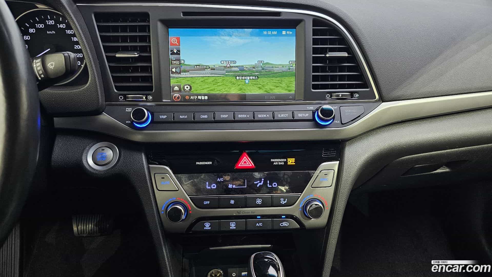 AVANTE Hyundai 2017.7-OPTION-017