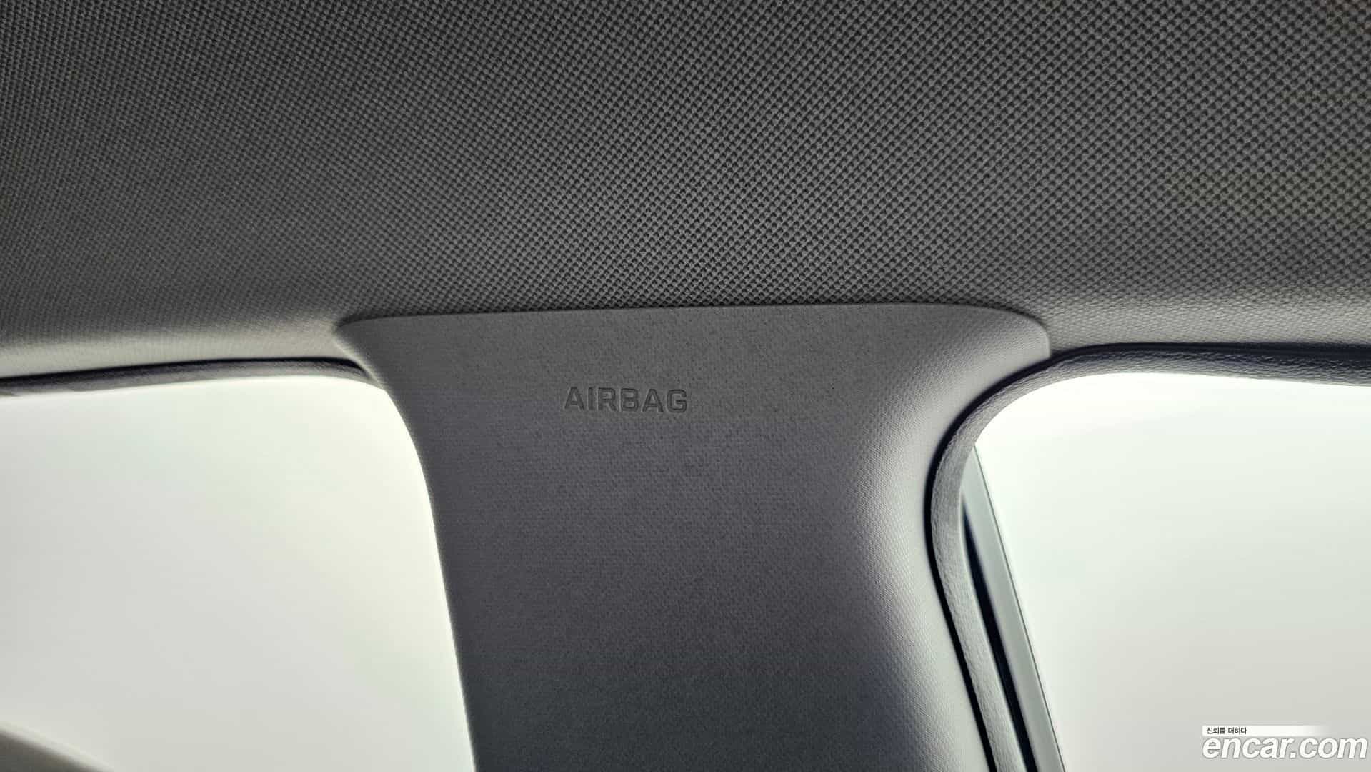 AVANTE Hyundai 2017.7-OPTION-043