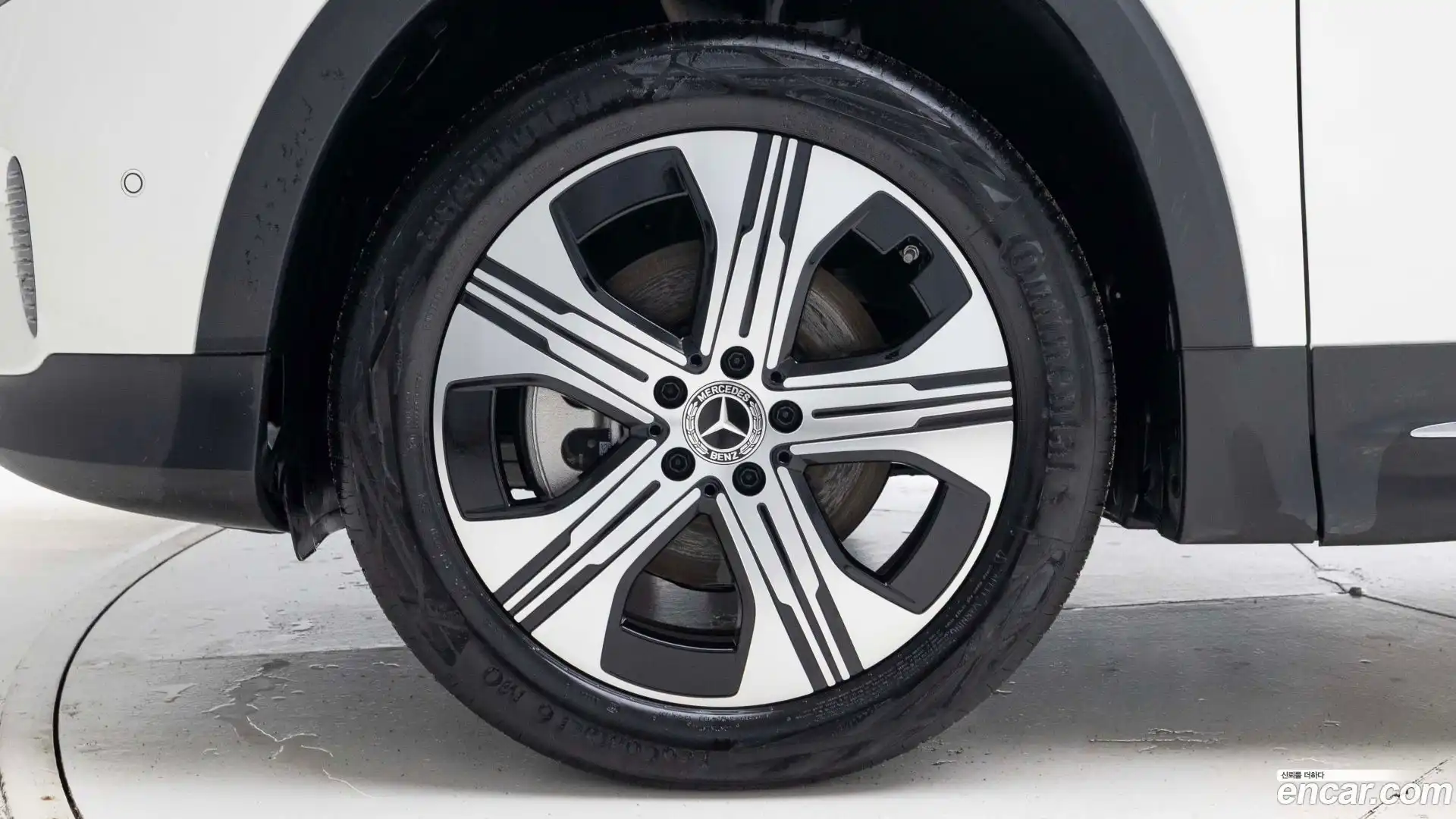 EQB Mercedes-Benz 2025.9-OUTER-005