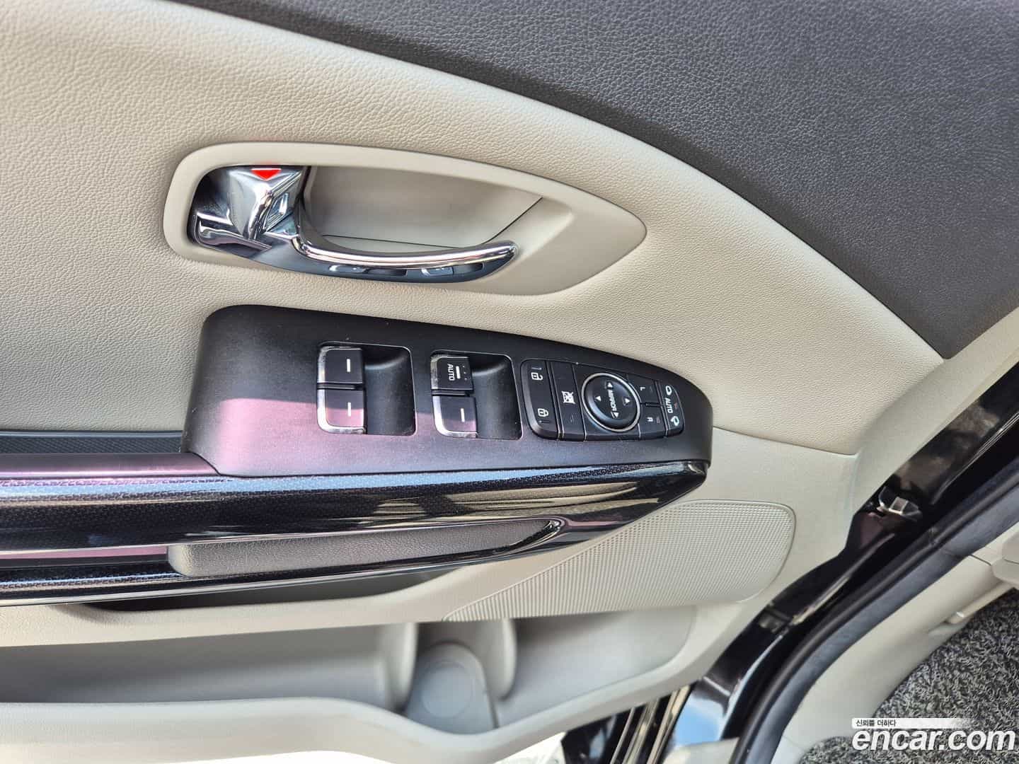 Canival Kia 2017.7-INNER-009