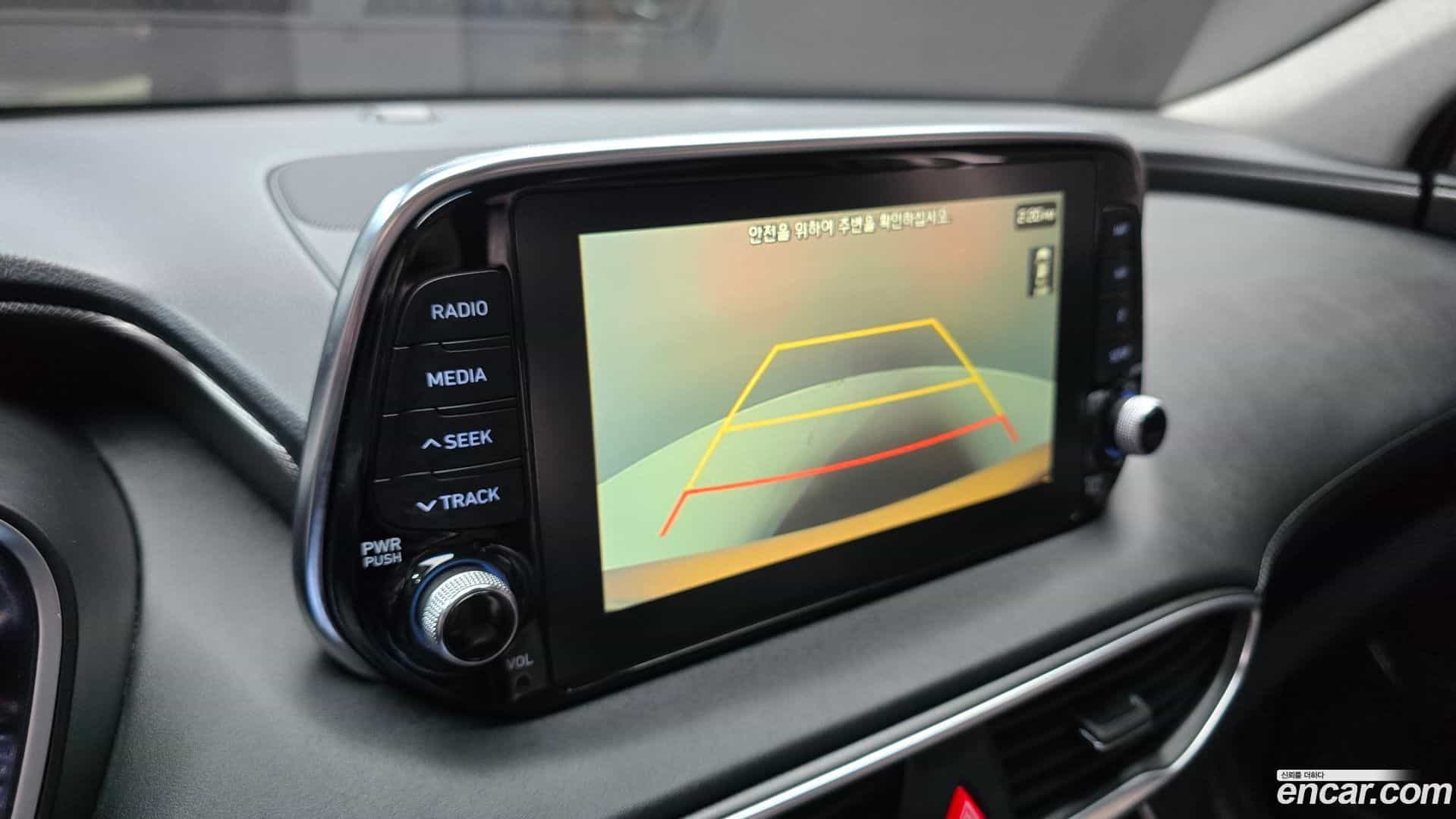 Santafe Hyundai 2018.4-OPTION-019