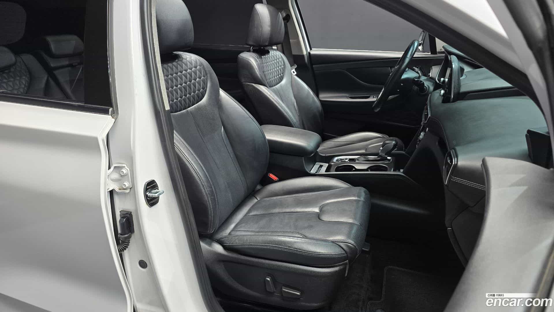 Santafe Hyundai 2018.4-INNER-036